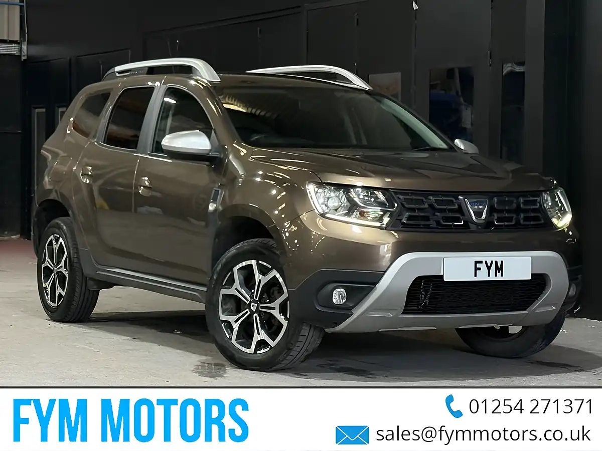 Used 2019 Dacia Duster Prestige Brown - Front View