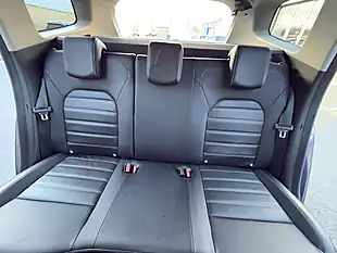 Used 2019 Dacia Duster Prestige Cosmos Blue - Interior and Exterior details 20