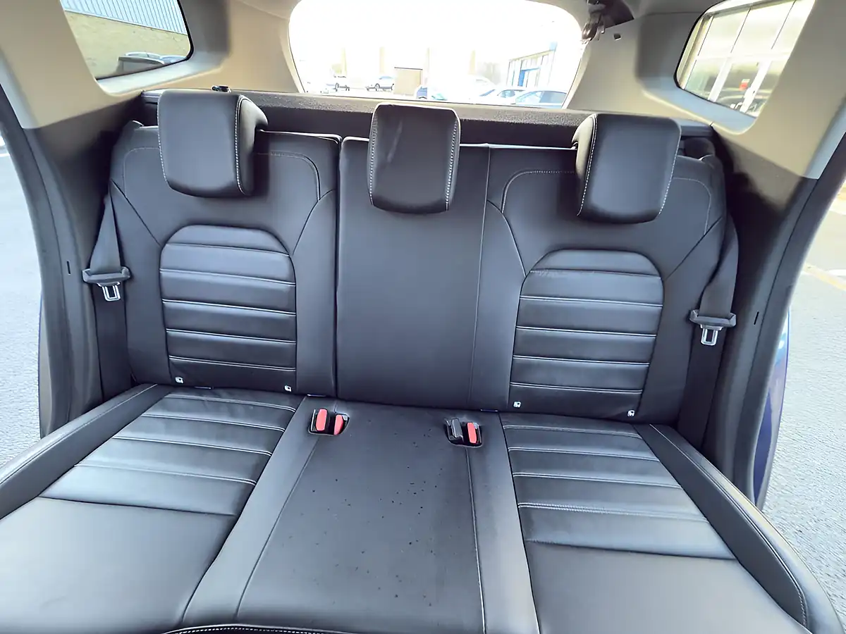 Used 2019 Dacia Duster Prestige Cosmos Blue - Interior and Exterior details 20