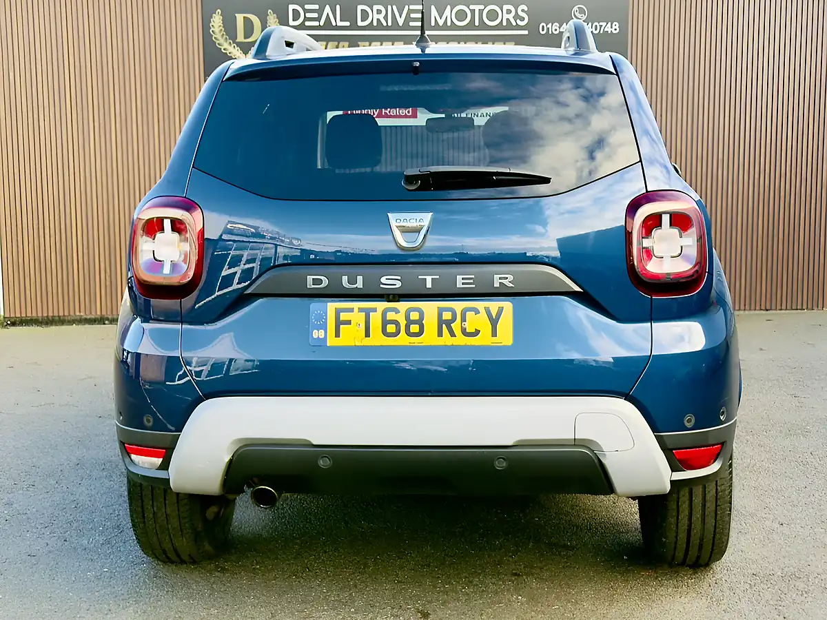 Used 2019 Dacia Duster Prestige Cosmos Blue - Interior and Exterior details 6