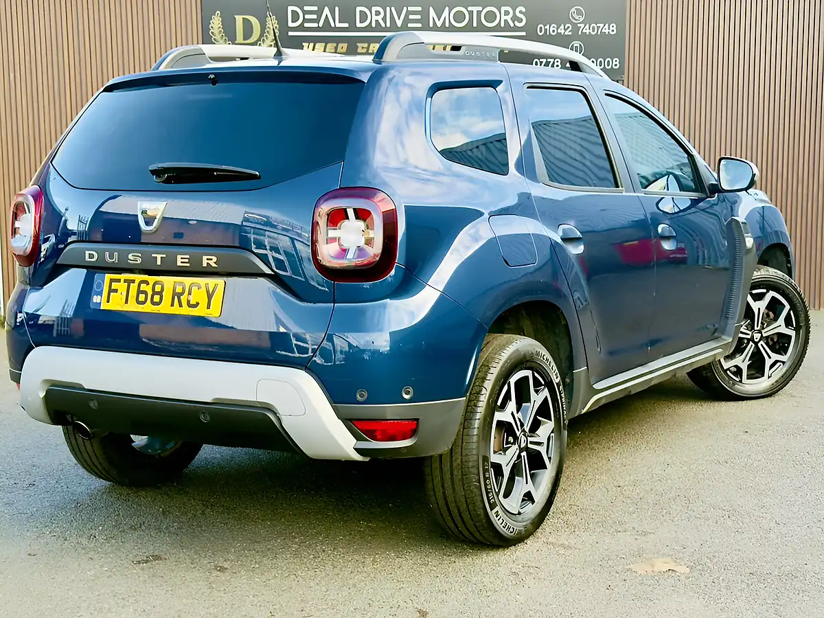 Used 2019 Dacia Duster Prestige Cosmos Blue - Interior and Exterior details 7