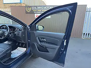 Used 2019 Dacia Duster Prestige Cosmos Blue - Interior and Exterior details 9