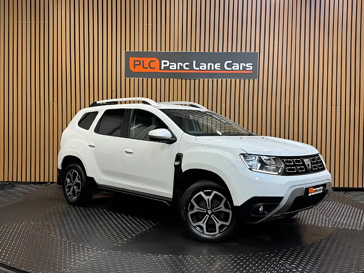 Used 2019 Dacia Duster Prestige Glacier White - Front View