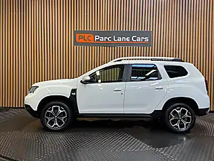 Used 2019 Dacia Duster Prestige Glacier White - Interior and Exterior details 6