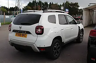 Used 2019 Dacia Duster Prestige White - Interior and Exterior details 4