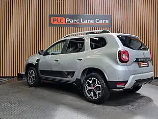 Used 2019 Dacia Duster Techroad Highland Grey - Interior and Exterior details 10