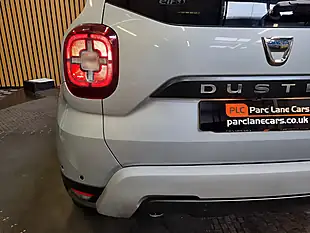 Used 2019 Dacia Duster Techroad Highland Grey - Interior and Exterior details 12