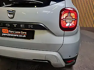 Used 2019 Dacia Duster Techroad Highland Grey - Interior and Exterior details 14