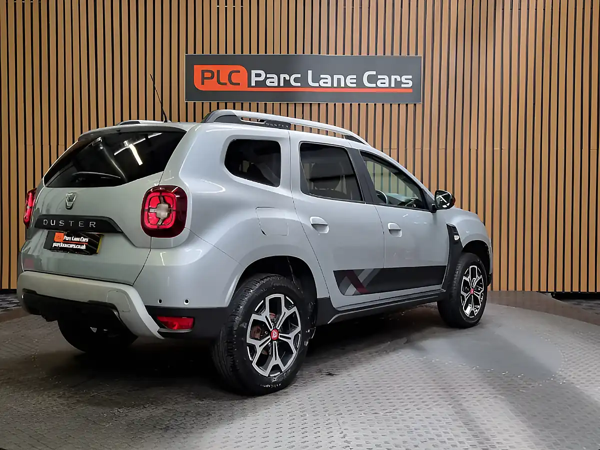 Used 2019 Dacia Duster Techroad Highland Grey - Interior and Exterior details 15