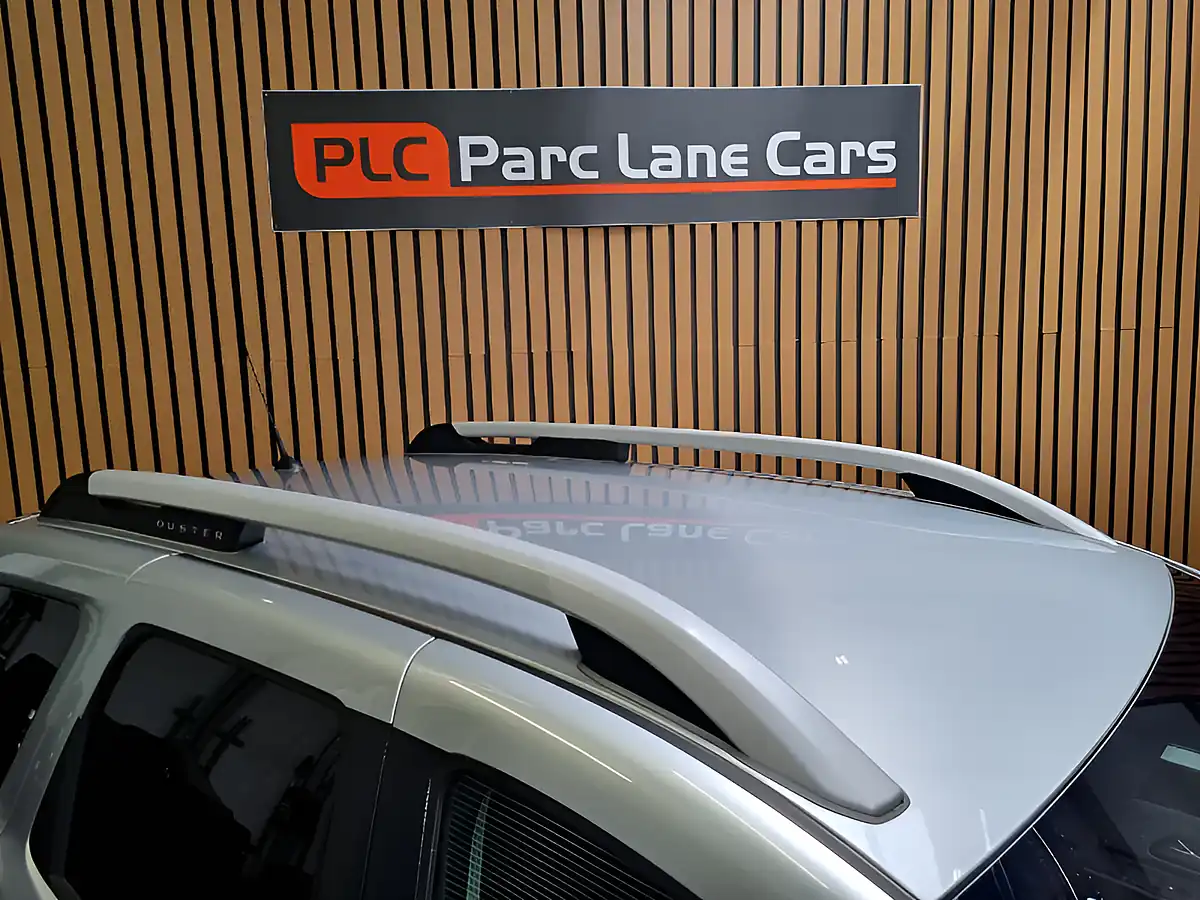 Used 2019 Dacia Duster Techroad Highland Grey - Interior and Exterior details 4