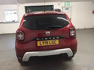 Used 2019 Dacia Duster Techroad Red - Interior and Exterior details 10