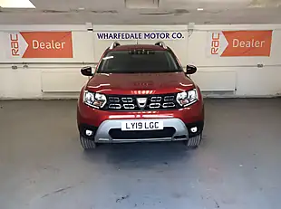 Used 2019 Dacia Duster Techroad Red - Interior and Exterior details 8