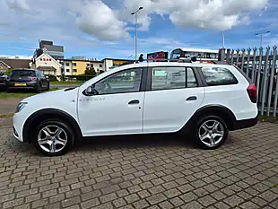 Used 2019 Dacia Logan Mcv Comfort Glacier White - Interior and Exterior details 18