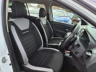 Used 2019 Dacia Logan Mcv Comfort Glacier White - Interior and Exterior details 7