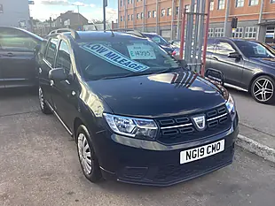 Used 2019 Dacia Logan Mcv Essential Black - Interior and Exterior details 3