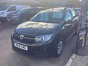 Used 2019 Dacia Logan Mcv Essential Black - Interior and Exterior details 4