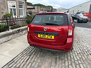 Used 2019 Dacia Logan Mcv Essential Red - Interior and Exterior details 12