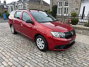 Used 2019 Dacia Logan Mcv Essential Red - Interior and Exterior details 5