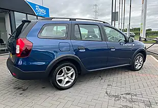 Used 2019 Dacia Logan Stepway Comfort Cosmos Blue - Interior and Exterior details 8