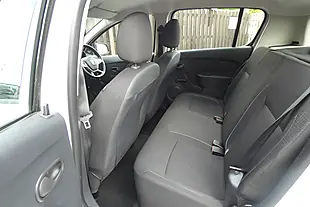 Used 2019 Dacia Sandero Access Glacier White - Interior and Exterior details 14