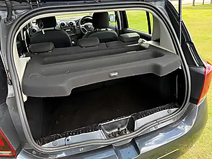 Used 2019 Dacia Sandero Comfort Grey - Interior and Exterior details 12