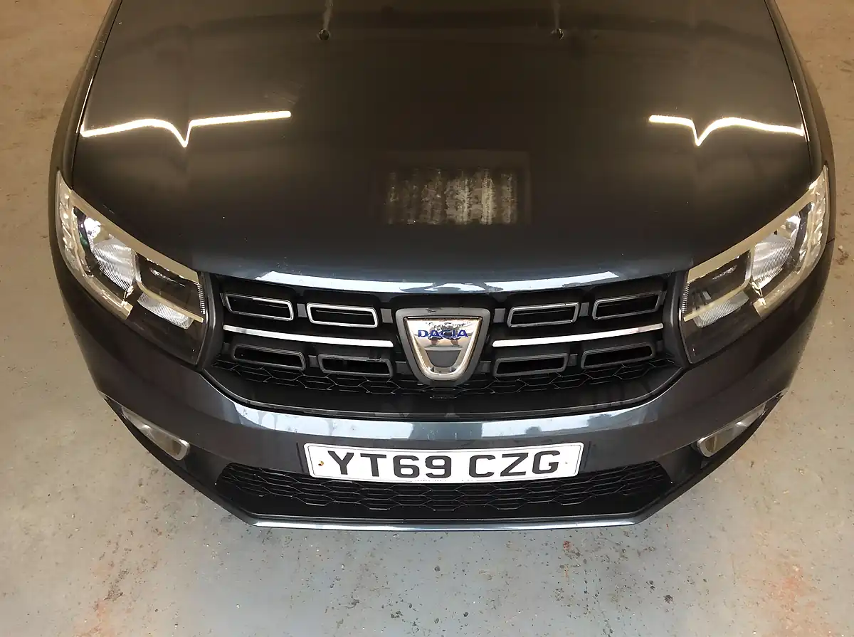 Used 2019 Dacia Sandero Comfort Grey - Interior and Exterior details 15