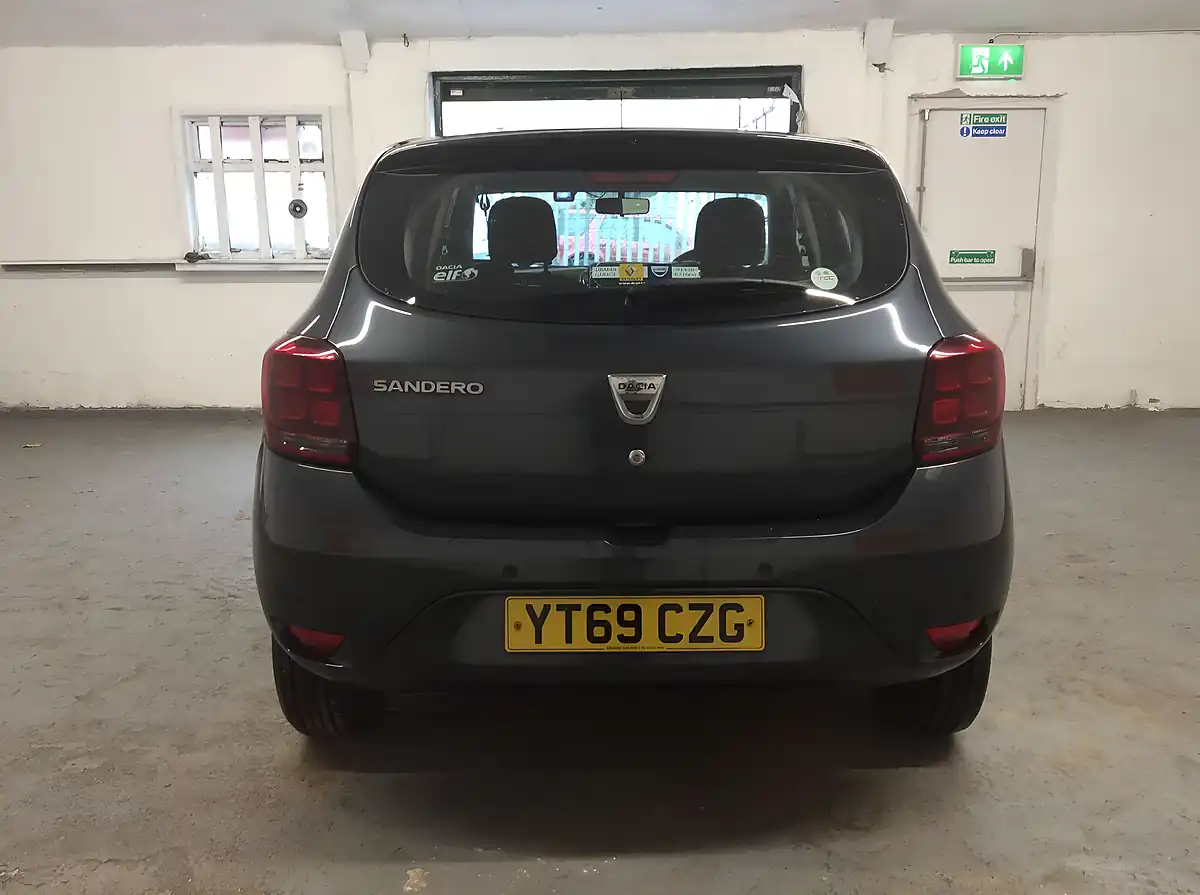 Used 2019 Dacia Sandero Comfort Grey - Interior and Exterior details 7