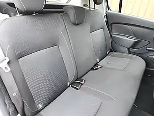 Used 2019 Dacia Sandero Comfort White - Interior and Exterior details 13