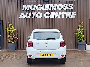 Used 2019 Dacia Sandero Comfort White - Interior and Exterior details 5