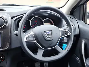 Used 2019 Dacia Sandero Comfort White - Interior and Exterior details 8