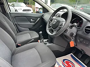 Used 2019 Dacia Sandero Comfort White - Interior and Exterior details 11