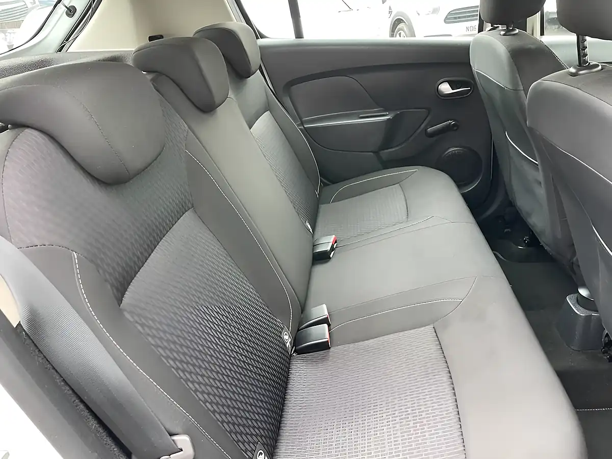 Used 2019 Dacia Sandero Comfort White - Interior and Exterior details 13