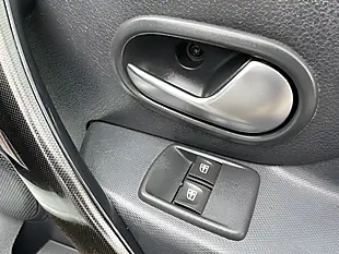 Used 2019 Dacia Sandero Comfort White - Interior and Exterior details 17