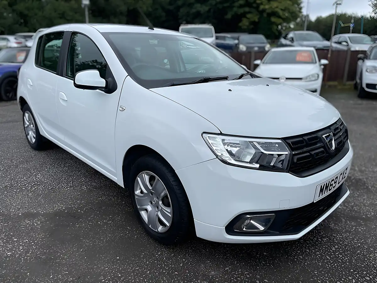 Used 2019 Dacia Sandero Comfort White - Interior and Exterior details 2