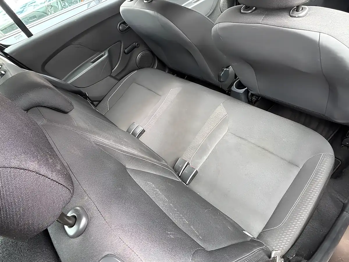 Used 2019 Dacia Sandero Essential Brown - Interior and Exterior details 10