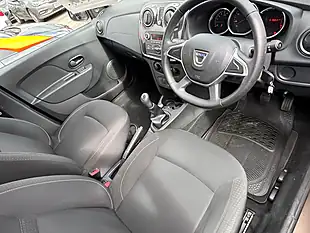 Used 2019 Dacia Sandero Essential Brown - Interior and Exterior details 11