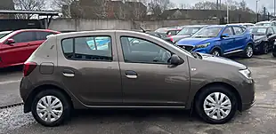 Used 2019 Dacia Sandero Essential Brown - Interior and Exterior details 3