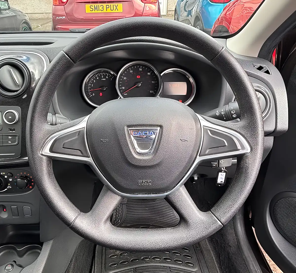 Used 2019 Dacia Sandero Essential Brown - Interior and Exterior details 9
