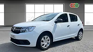 Used 2019 Dacia Sandero Essential White - Interior and Exterior details 15
