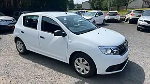 Used 2019 Dacia Sandero Essential White - Interior and Exterior details 18