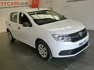 Used 2019 Dacia Sandero Essential White - Interior and Exterior details 3