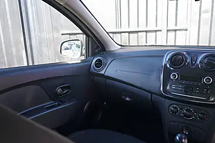 Used 2019 Dacia Sandero Essential White - Interior and Exterior details 16
