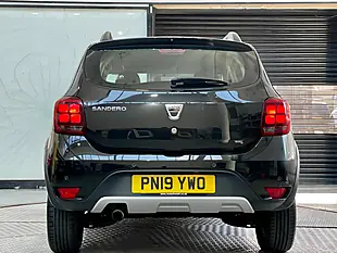 Used 2019 Dacia Sandero Stepway Comfort Black - Interior and Exterior details 11