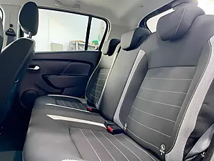 Used 2019 Dacia Sandero Stepway Comfort Black - Interior and Exterior details 16