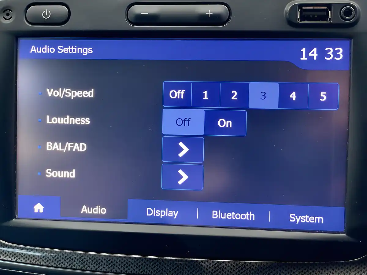 Used 2019 Dacia Sandero Stepway Comfort Black - Interior and Exterior details 19