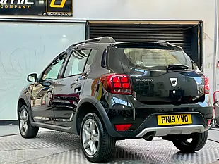 Used 2019 Dacia Sandero Stepway Comfort Black - Interior and Exterior details 5