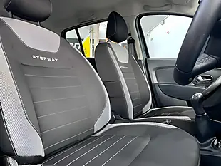 Used 2019 Dacia Sandero Stepway Comfort Black - Interior and Exterior details 7