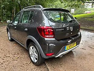 Used 2019 Dacia Sandero Stepway Comfort Black - Interior and Exterior details 9