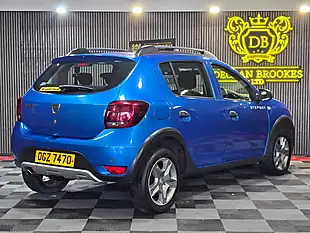 Used 2019 Dacia Sandero Stepway Comfort Blue - Interior and Exterior details 3
