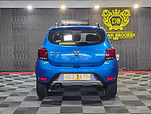 Used 2019 Dacia Sandero Stepway Comfort Blue - Interior and Exterior details 4